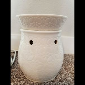 Rare Retired Luminous Scentsy Warmer